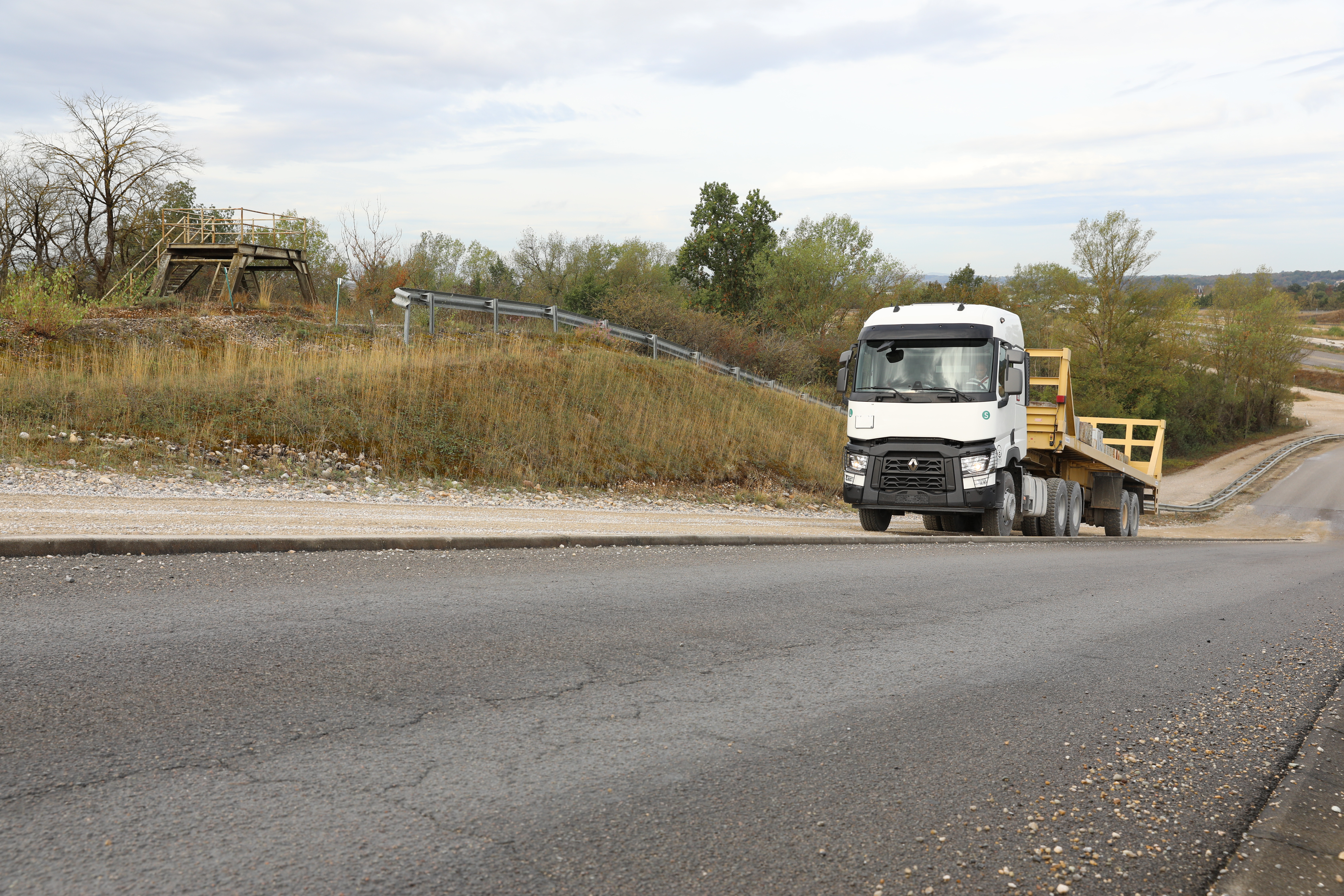 Renault Trucks T X-64