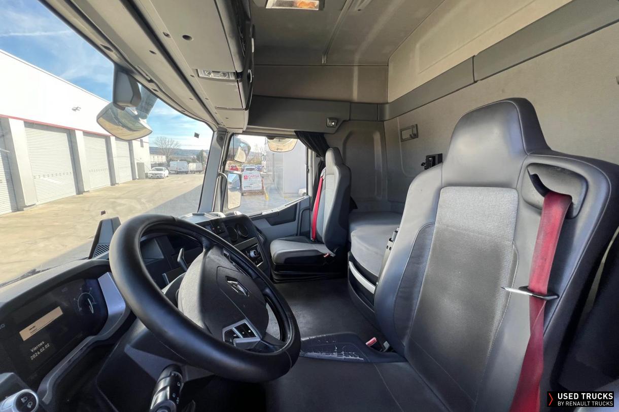 Renault Trucks T 380
