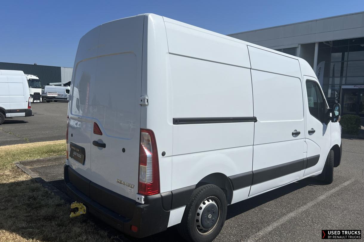 Renault Master 130