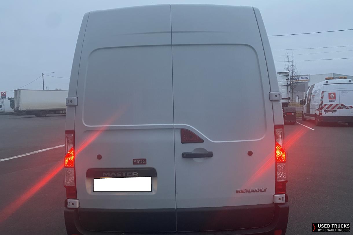 Renault Trucks Master 110