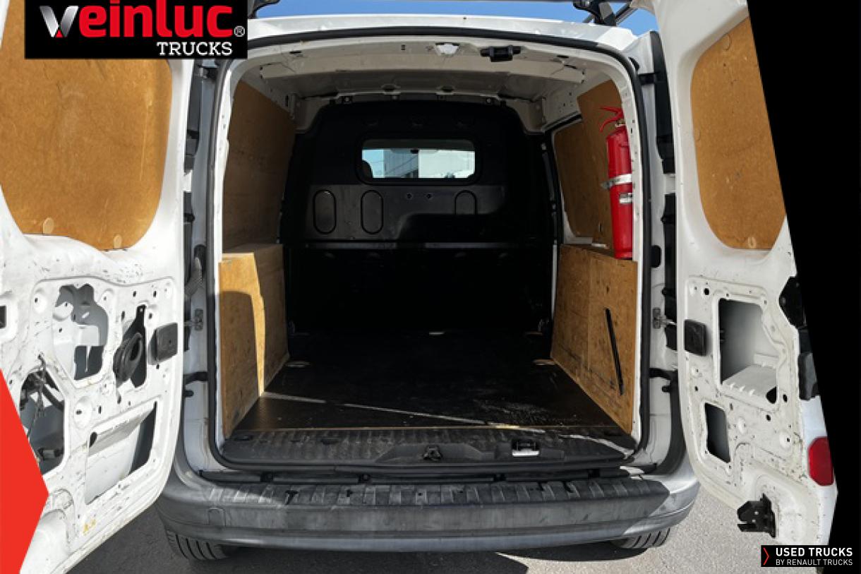 Renault Kangoo 75