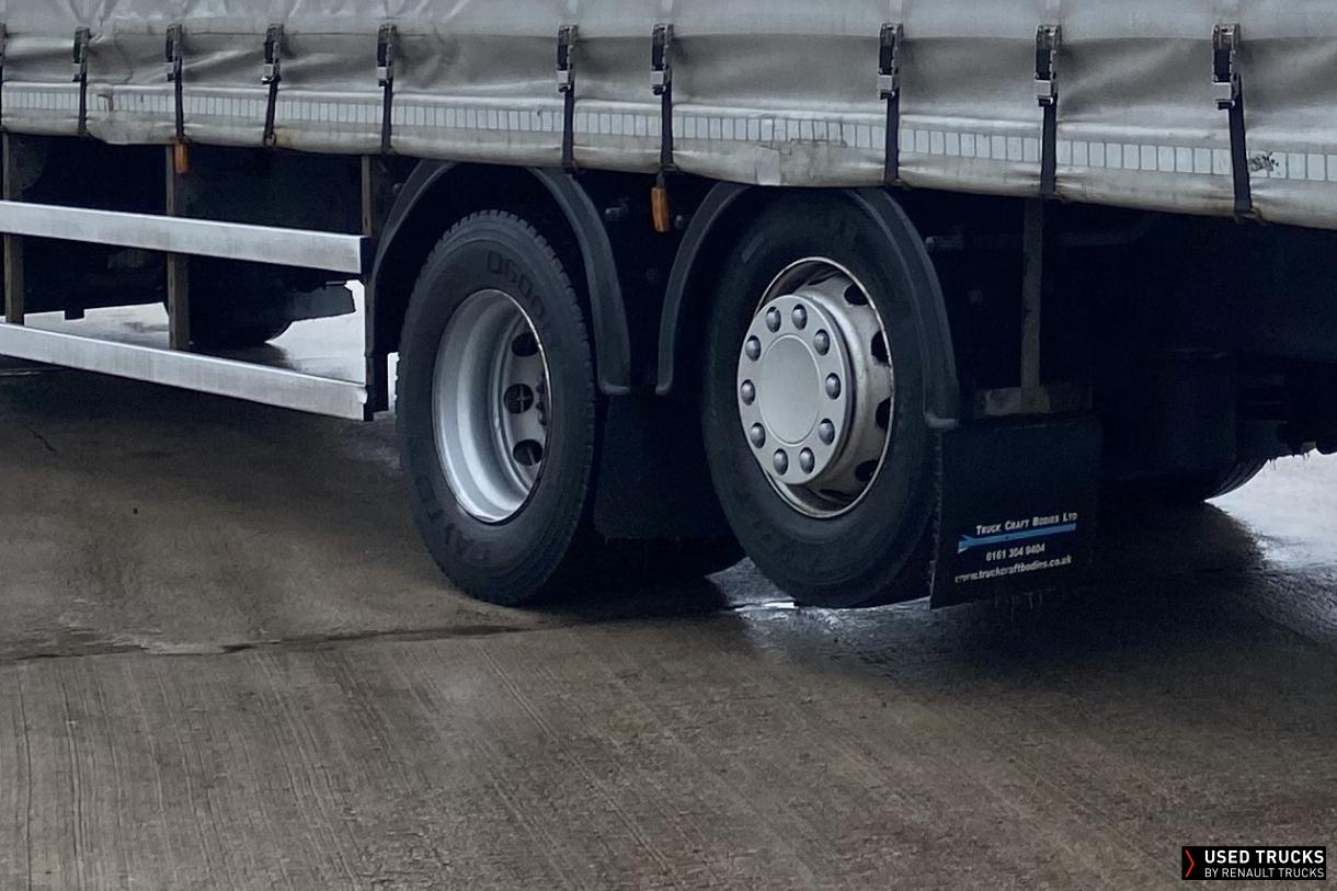Renault Trucks D Wide 320