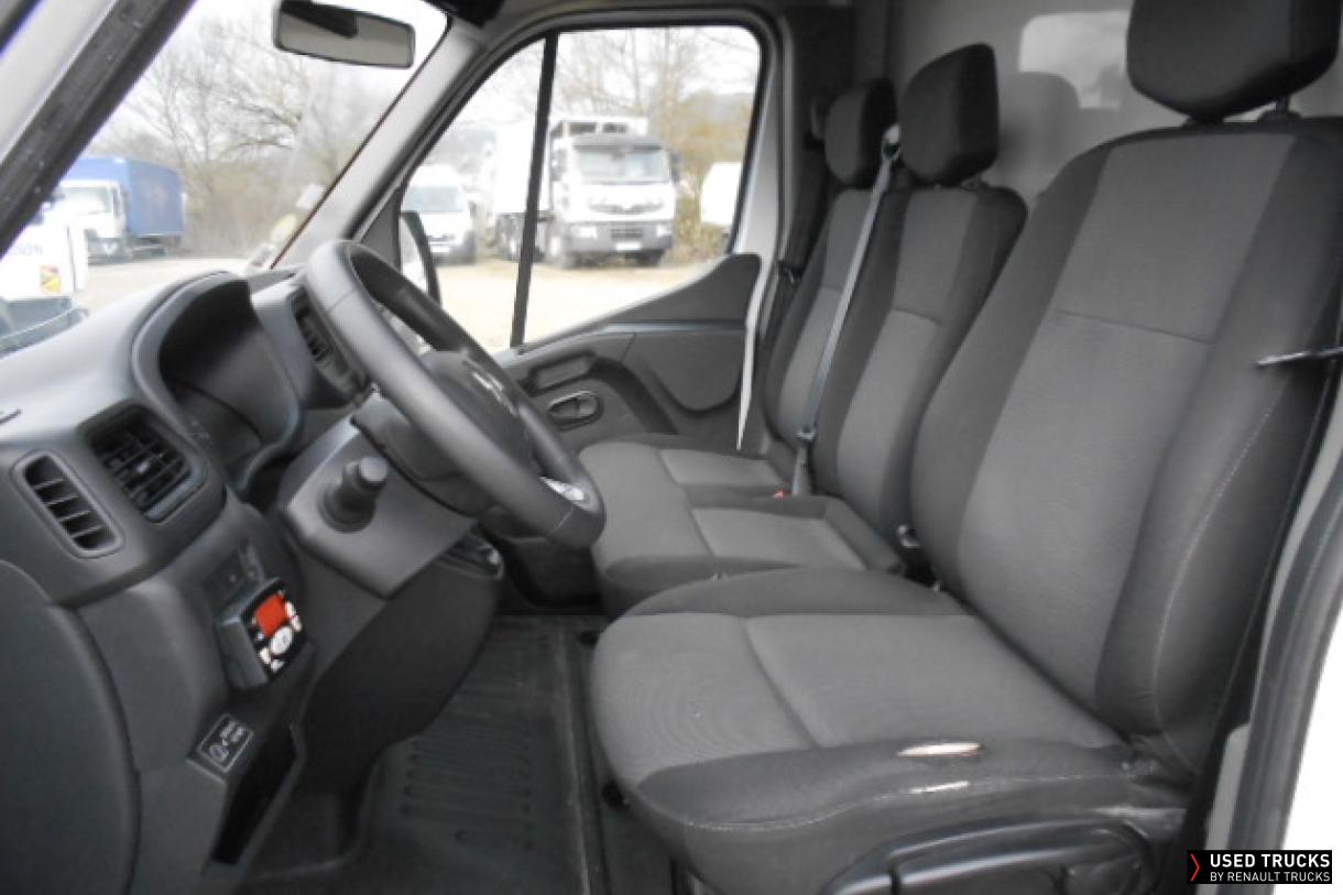 Renault Trucks Master 145
