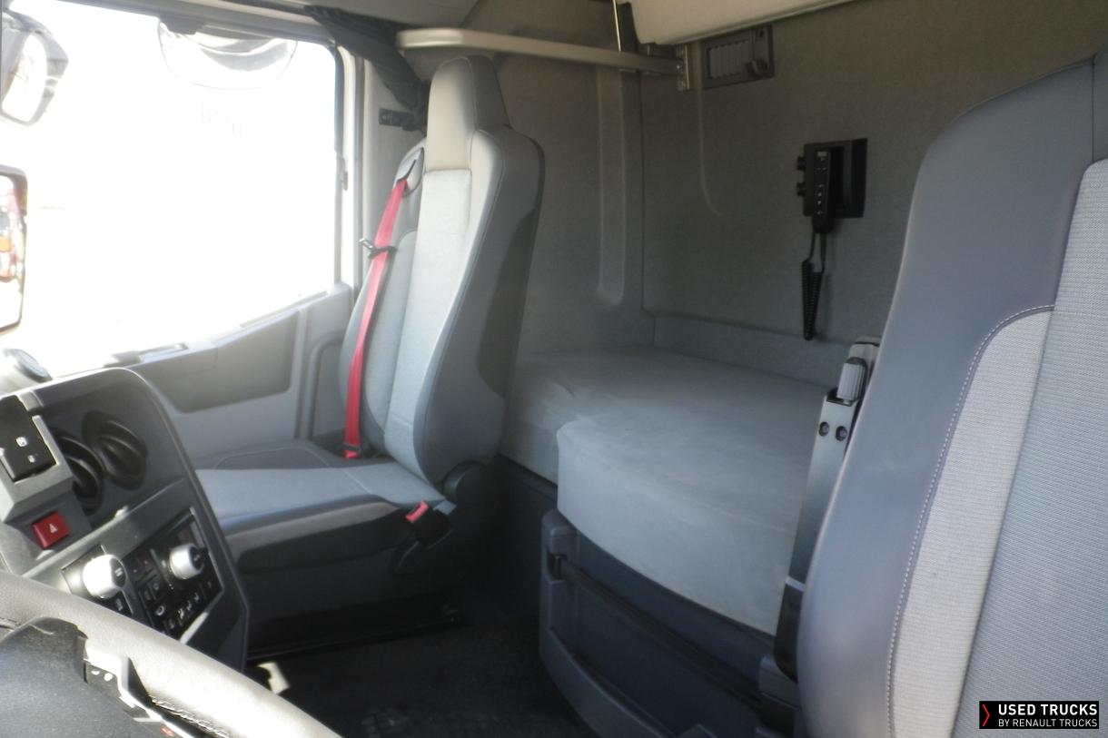 Renault Trucks T 440