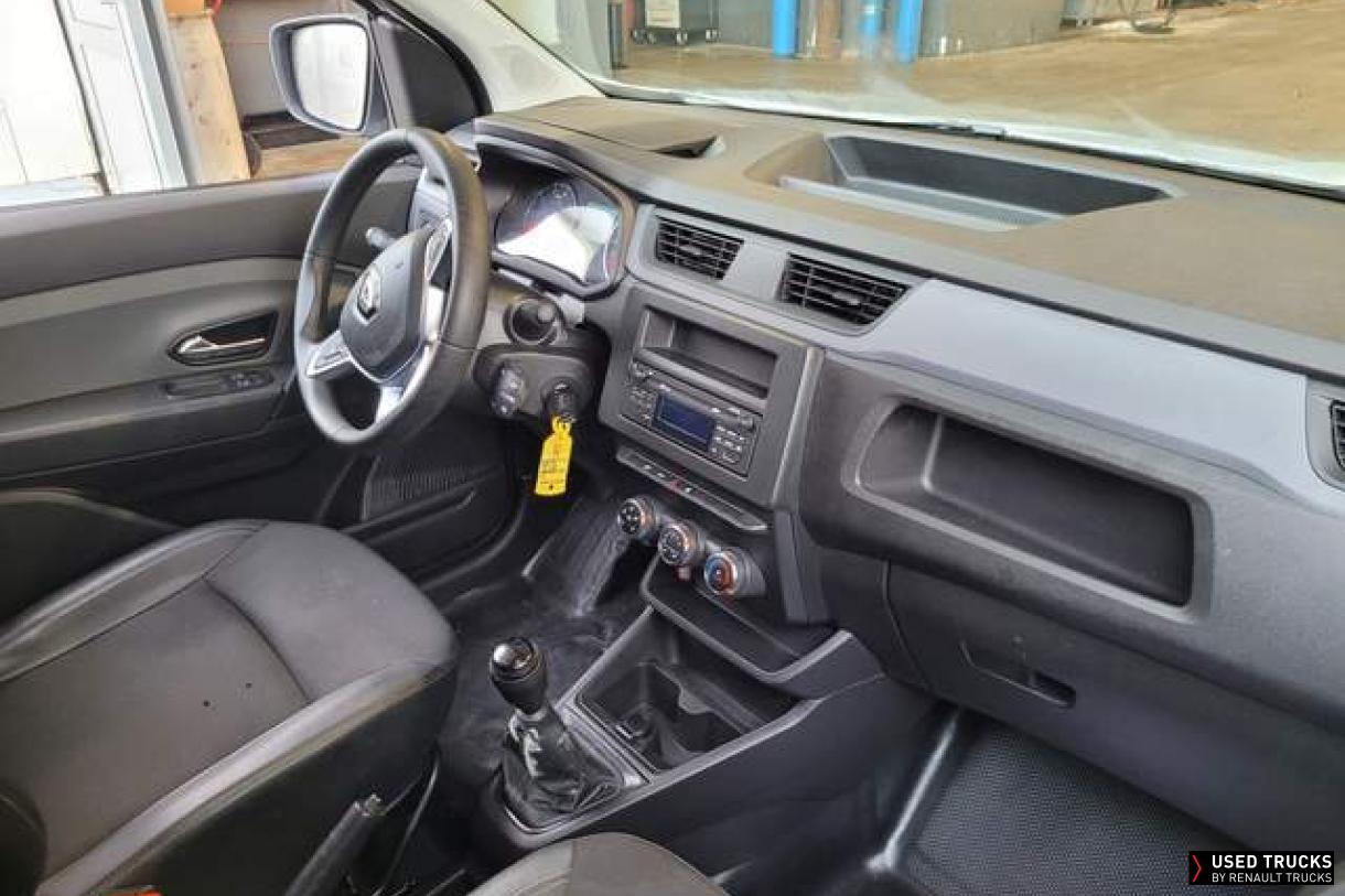Renault Kangoo 75