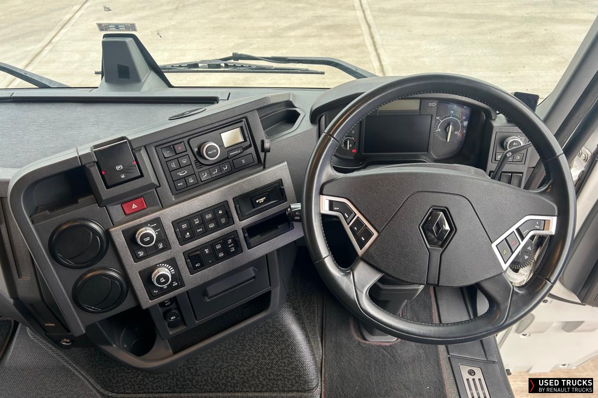 Renault Trucks T High 