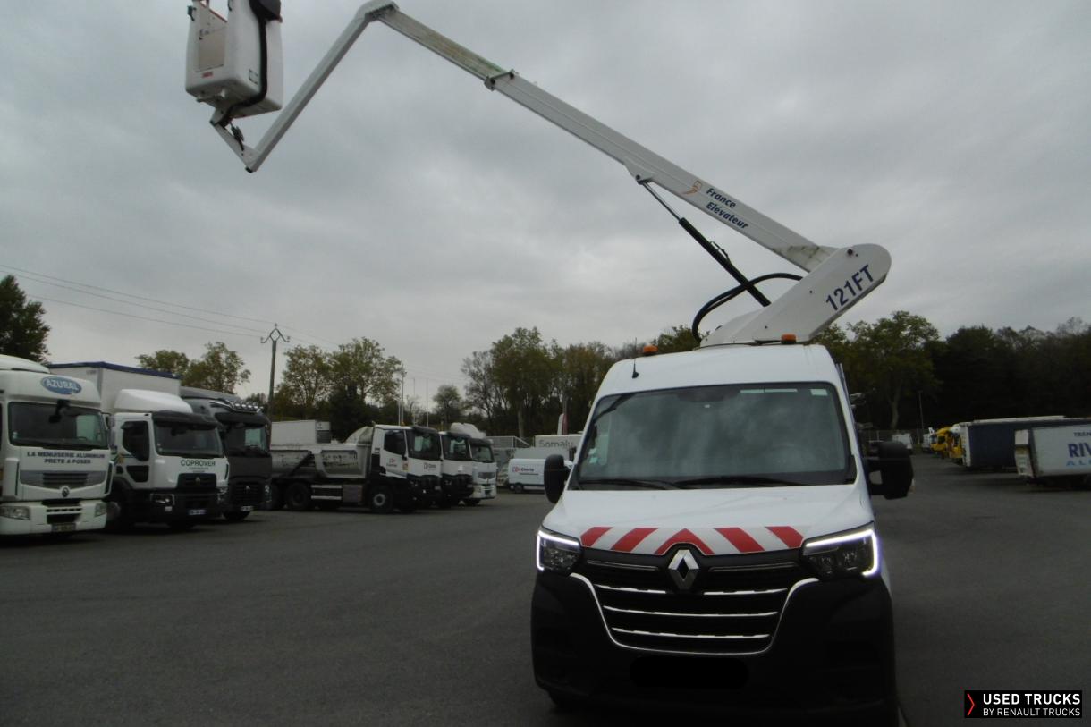 Renault Trucks Master 145