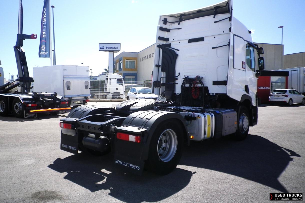 Renault Trucks T 440