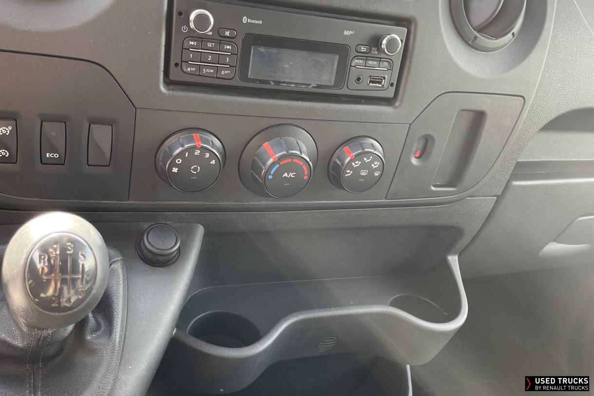 Renault Trucks Master 130