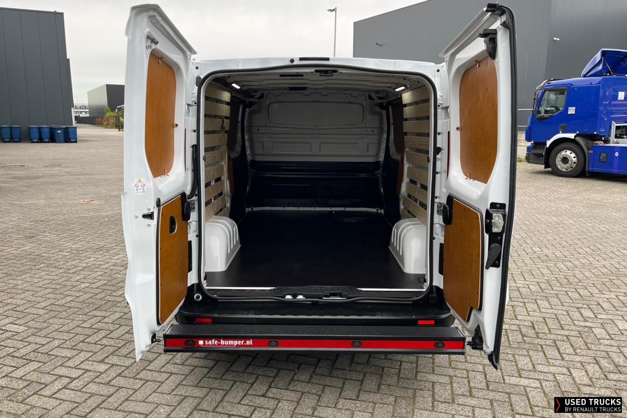 Renault Trucks Trafic 