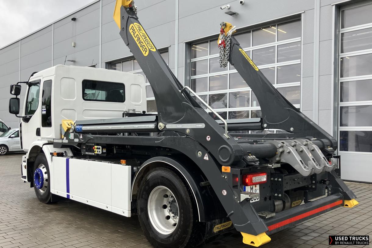 Renault Trucks D Wide 