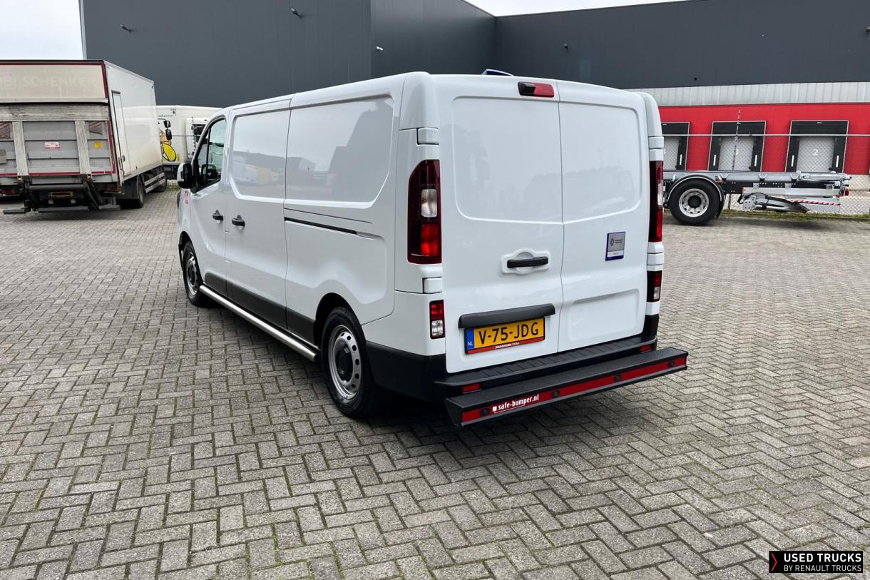 Renault Trucks Trafic 