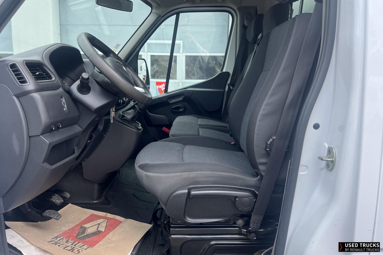 Renault Master 165
