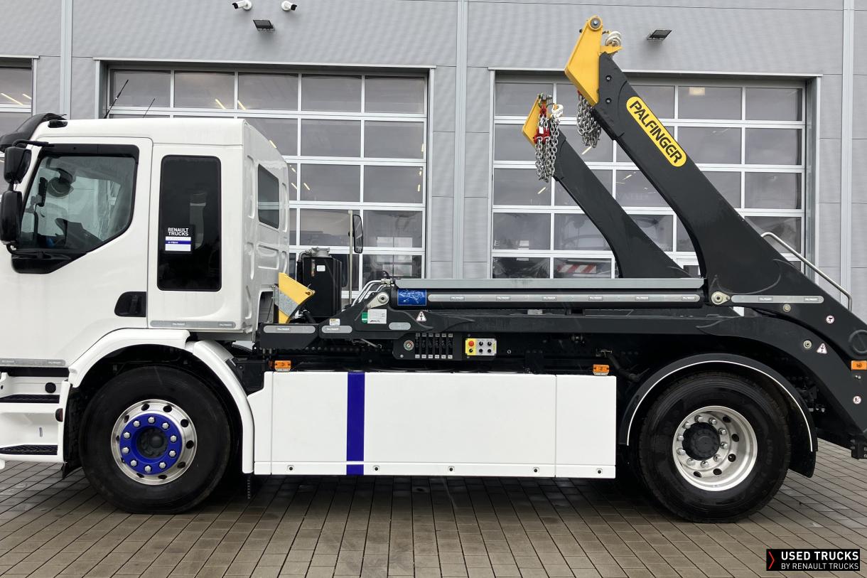 Renault Trucks D Wide 