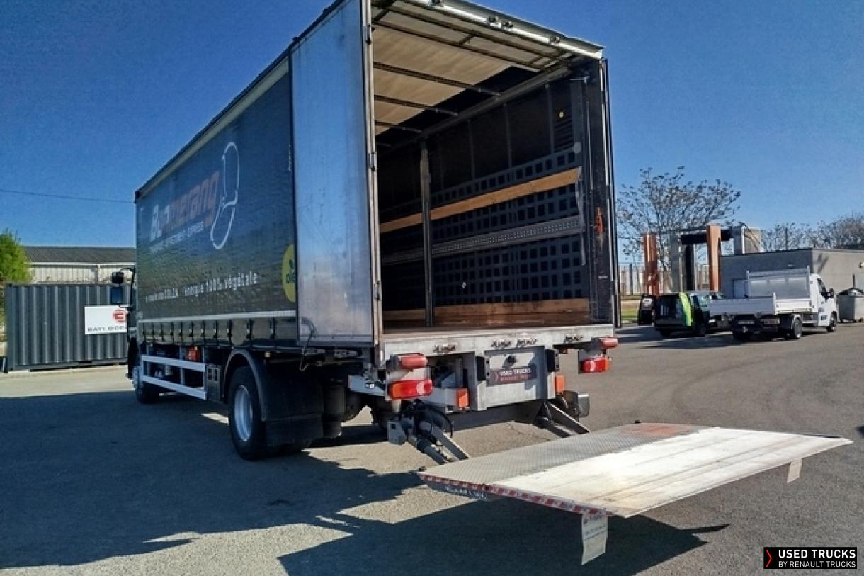 Renault Trucks D Wide 320