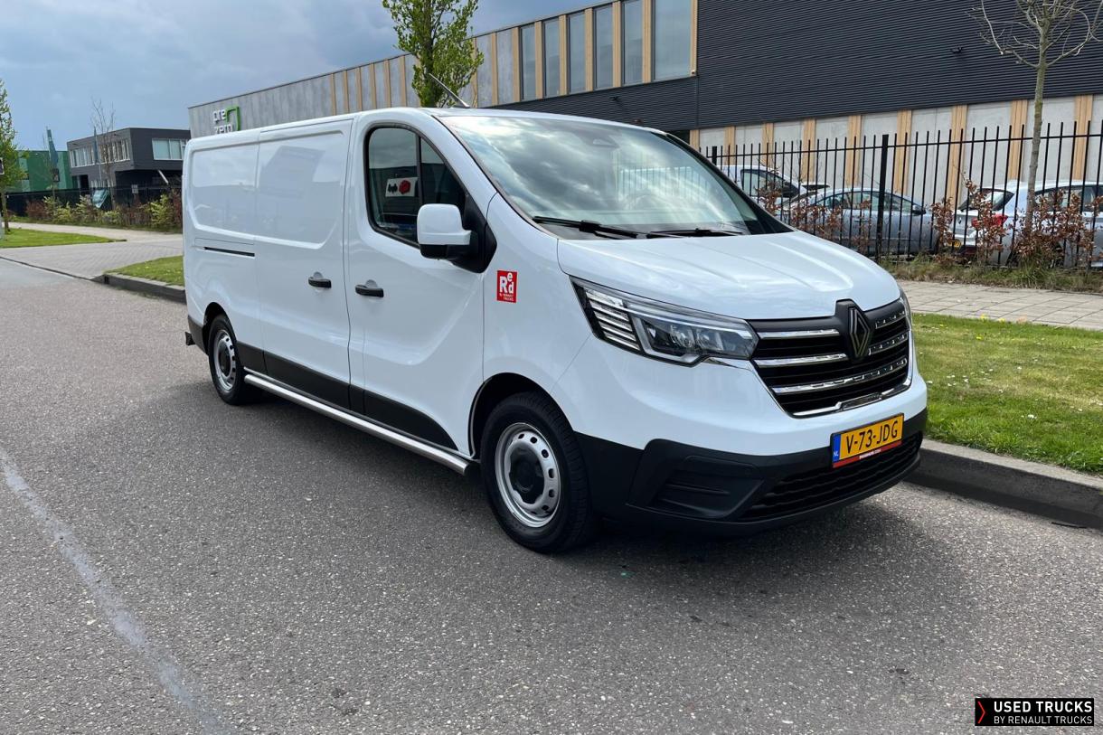 Renault Trucks Trafic 