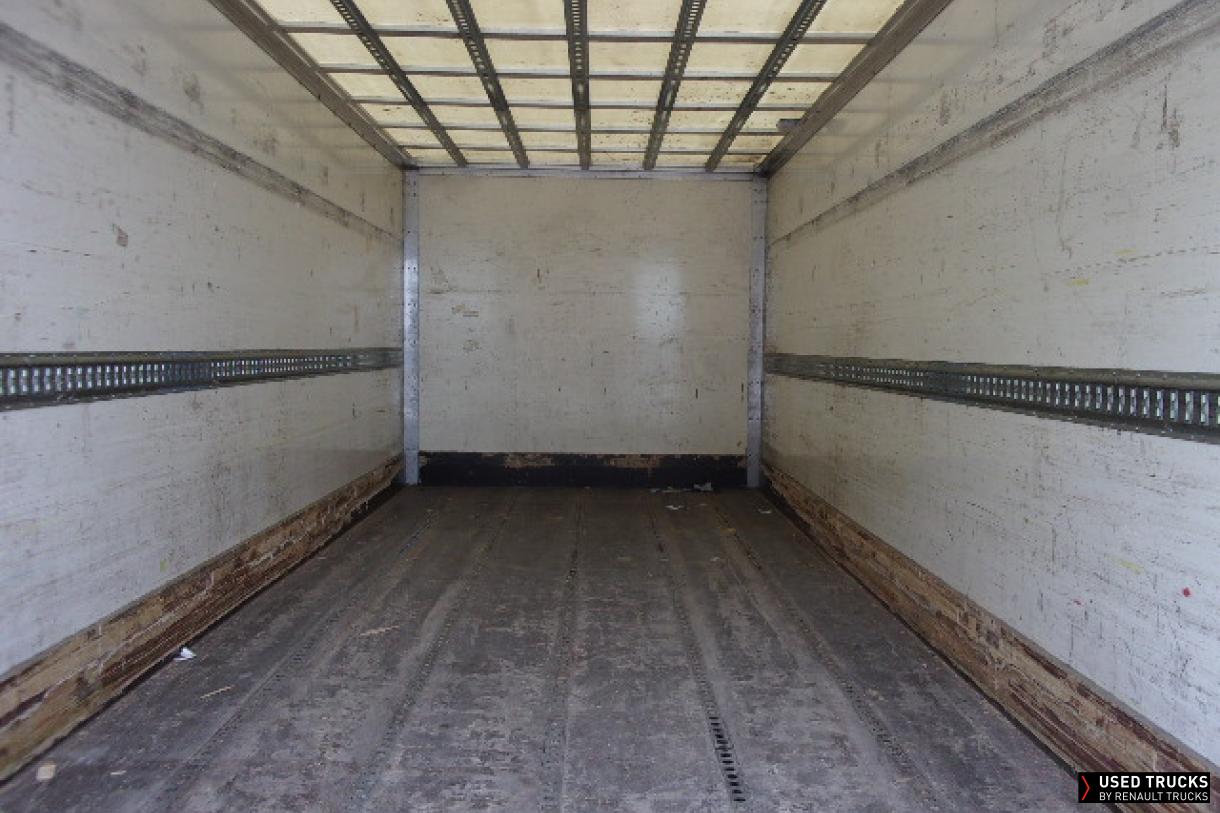 Renault Trucks D Wide 320