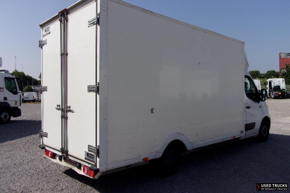Renault Trucks Master 145