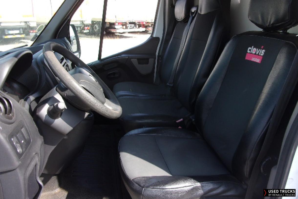 Renault Trucks Master 145
