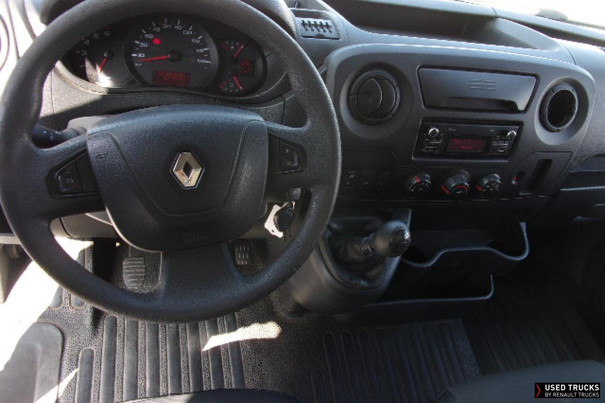 Renault Trucks Master 145