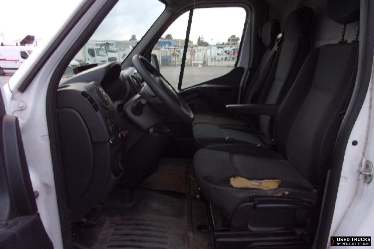 Renault Trucks Master 130