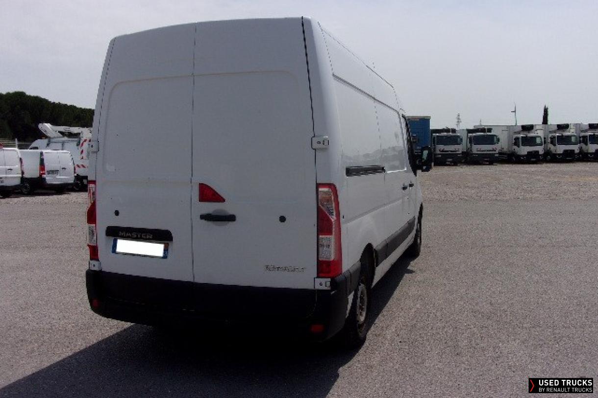 Renault Master 130