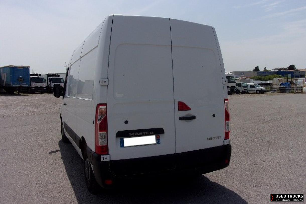 Renault Master 130