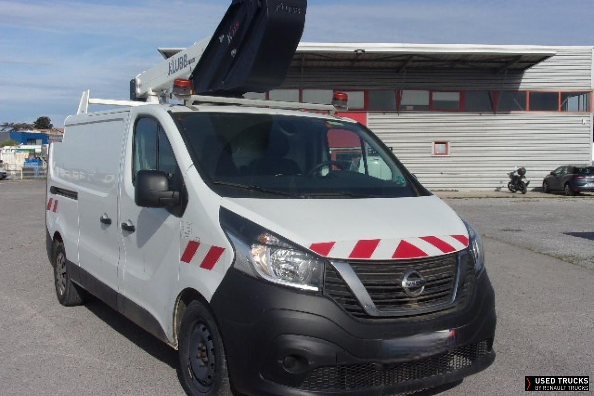 Renault Trucks NV300 120