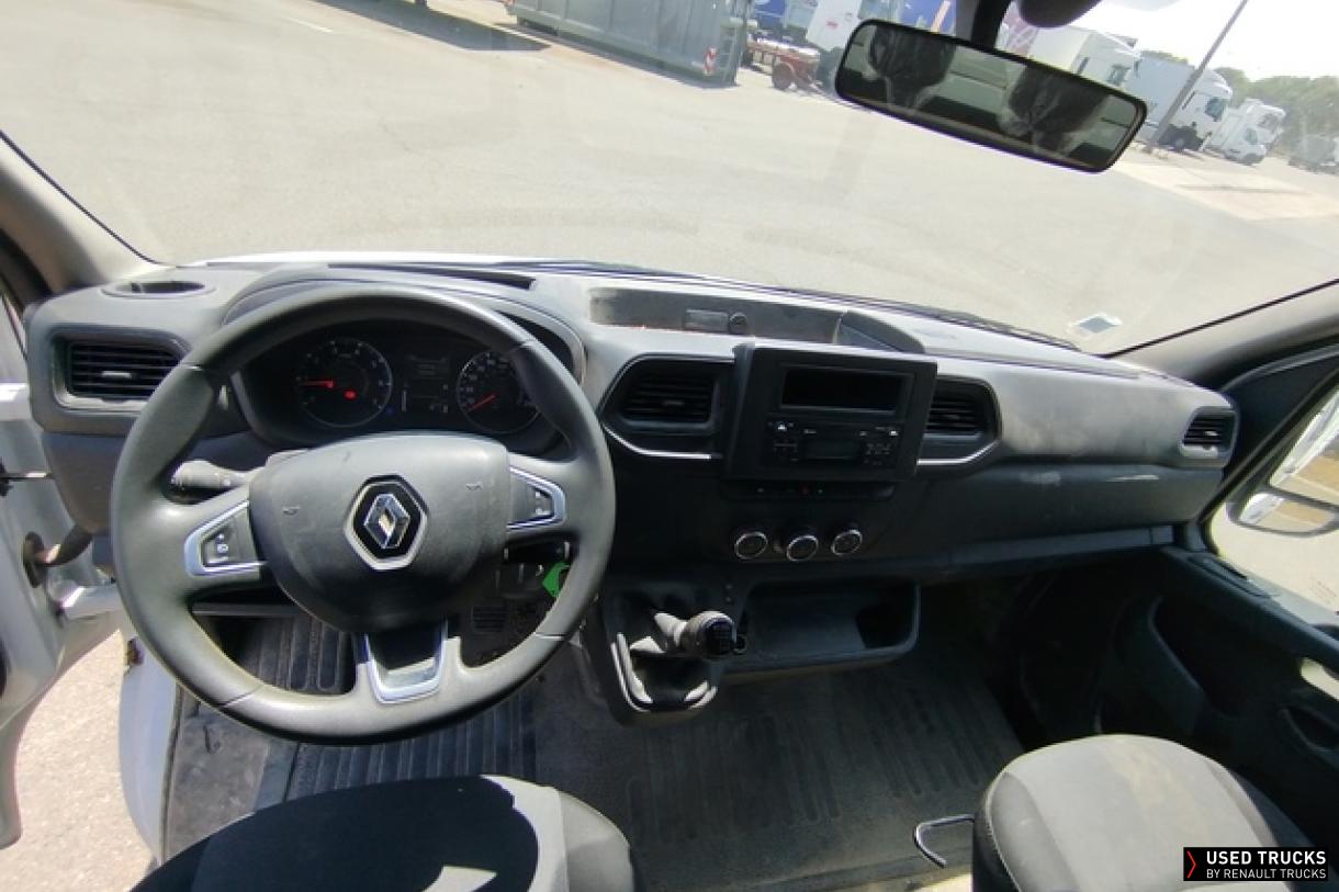 Renault Master 130
