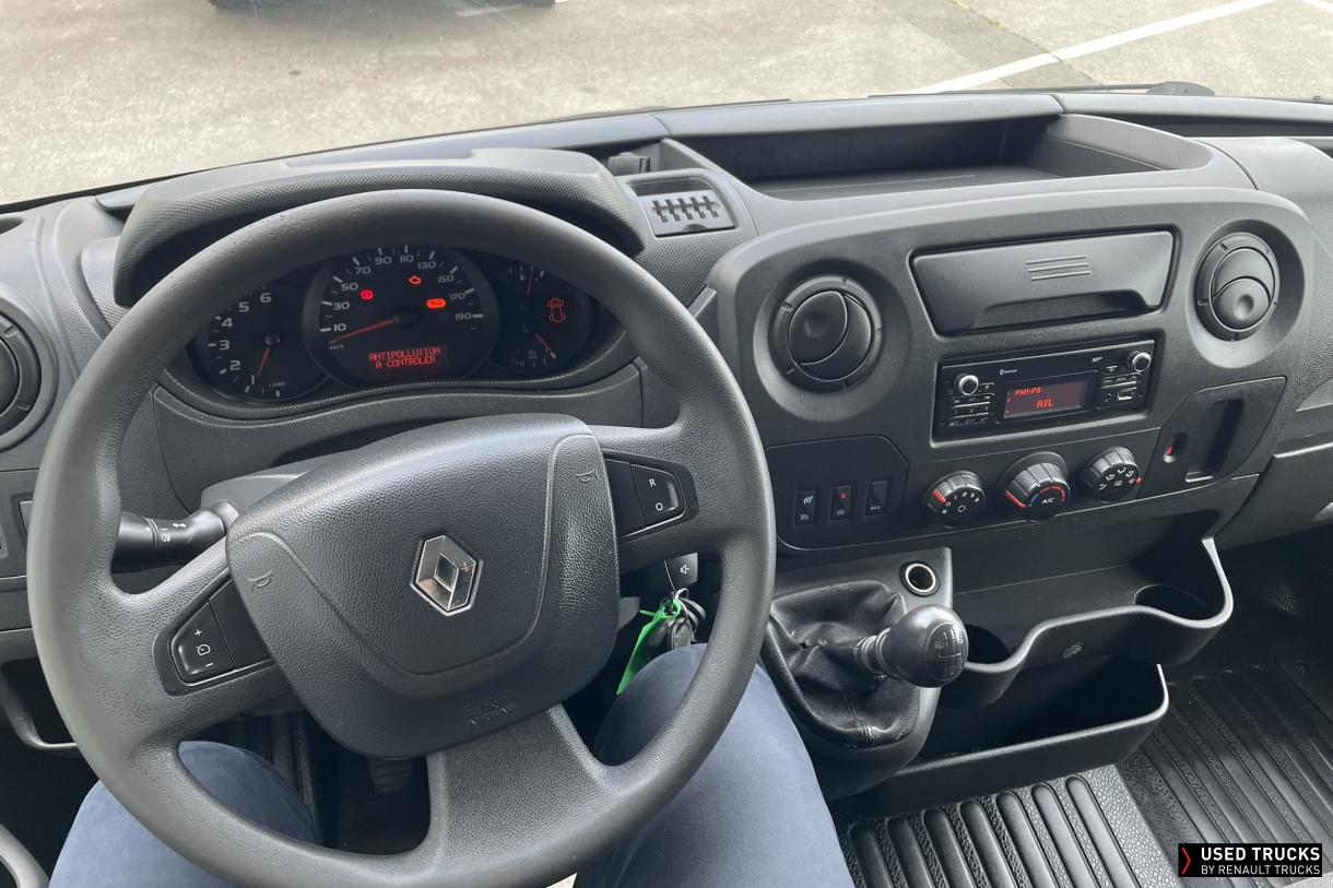 Renault Trucks Master 165