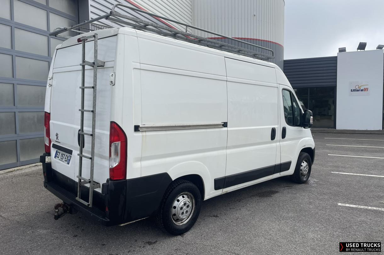 Peugeot Boxer 130
