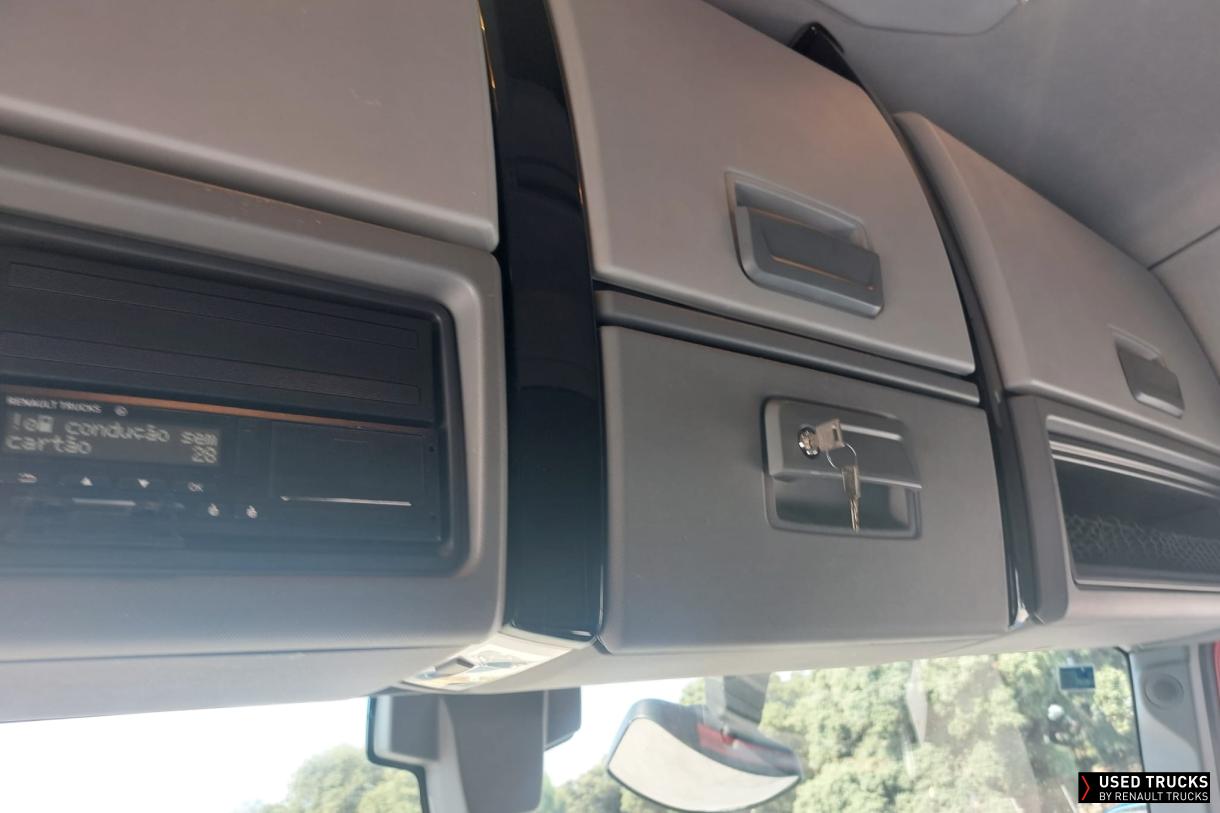 Renault Trucks T 520