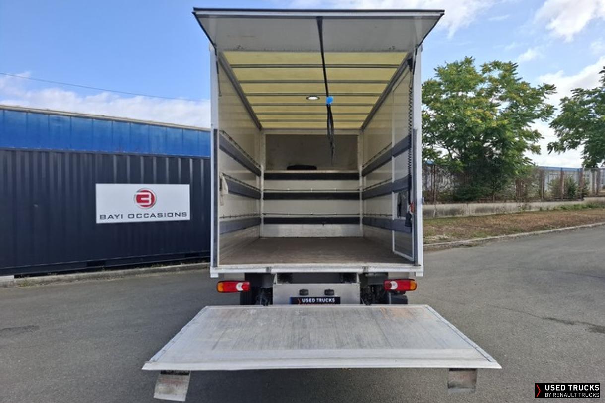 Renault Trucks Master 