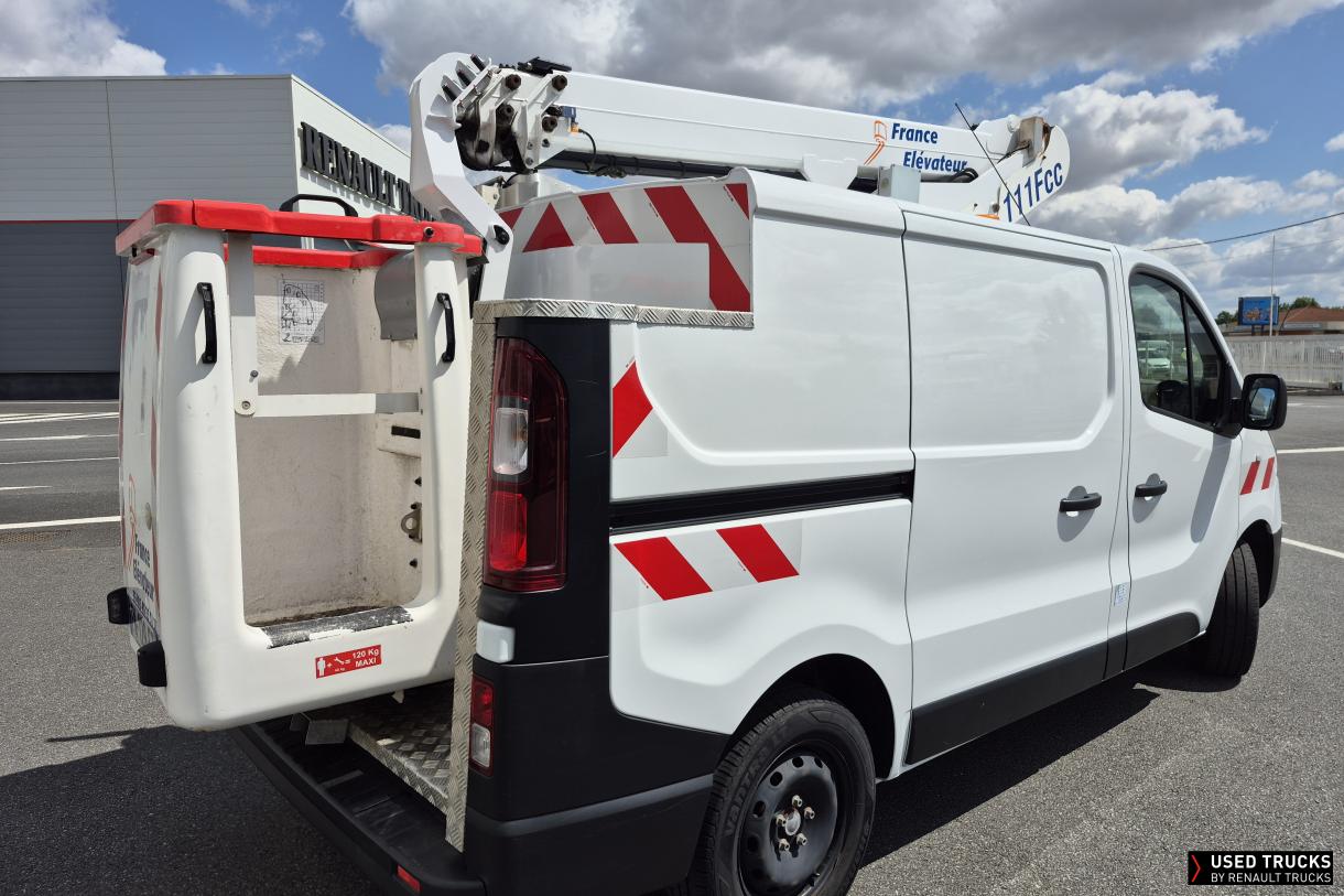 Renault Trafic 120