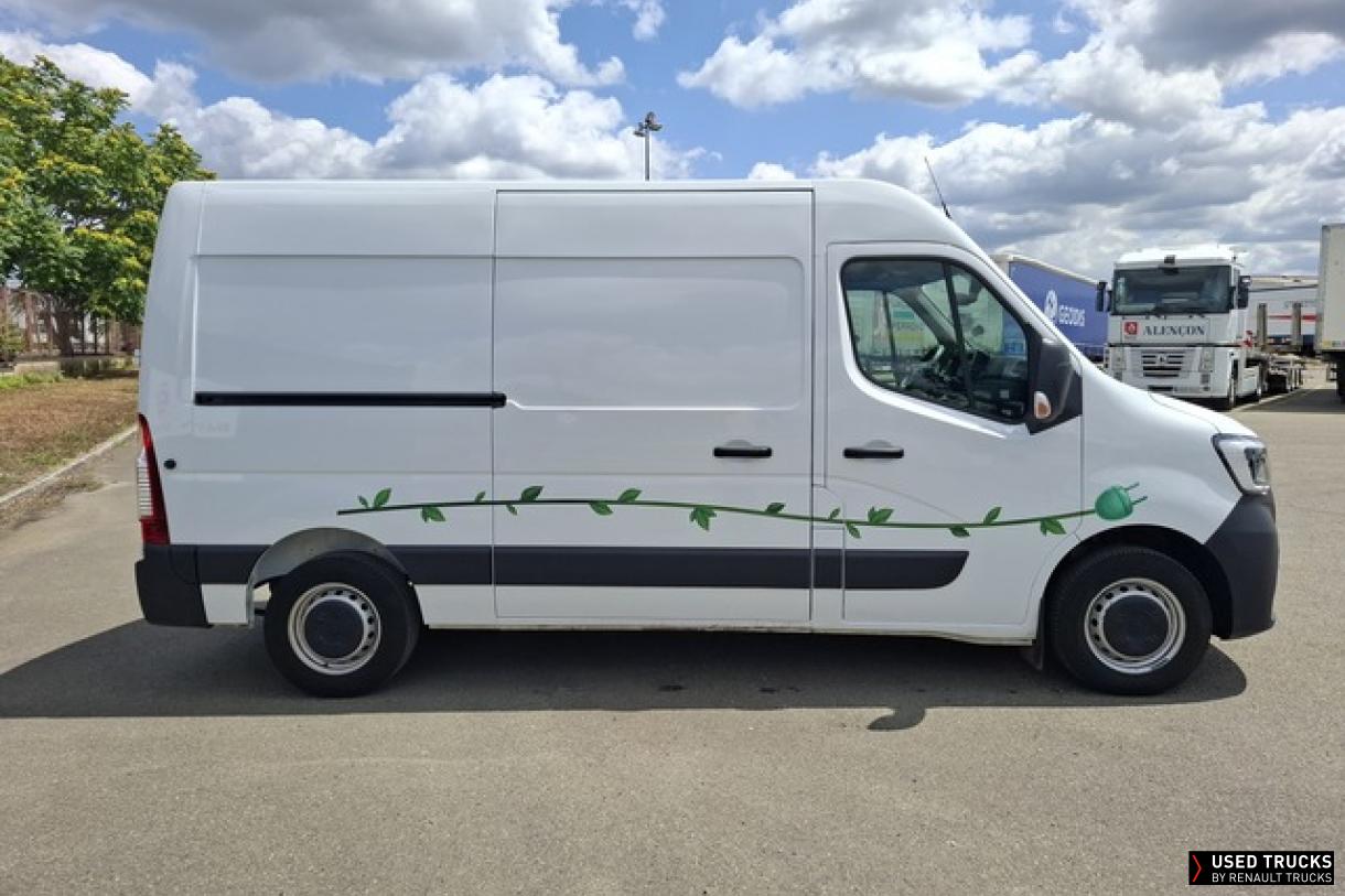 Renault Trucks Master 76