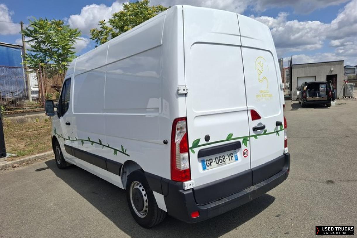 Renault Trucks Master 76