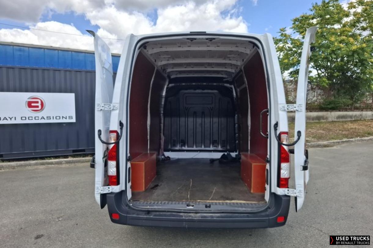 Renault Trucks Master 76