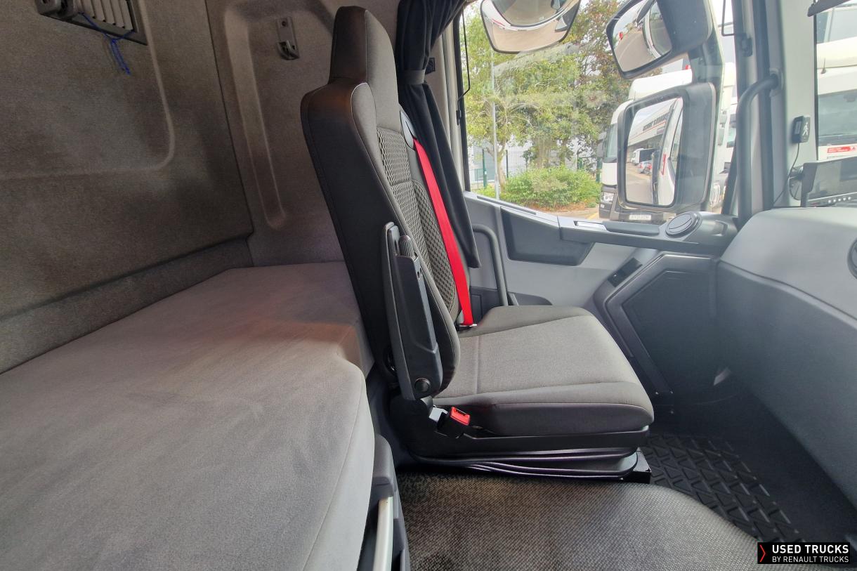 Renault Trucks T 380