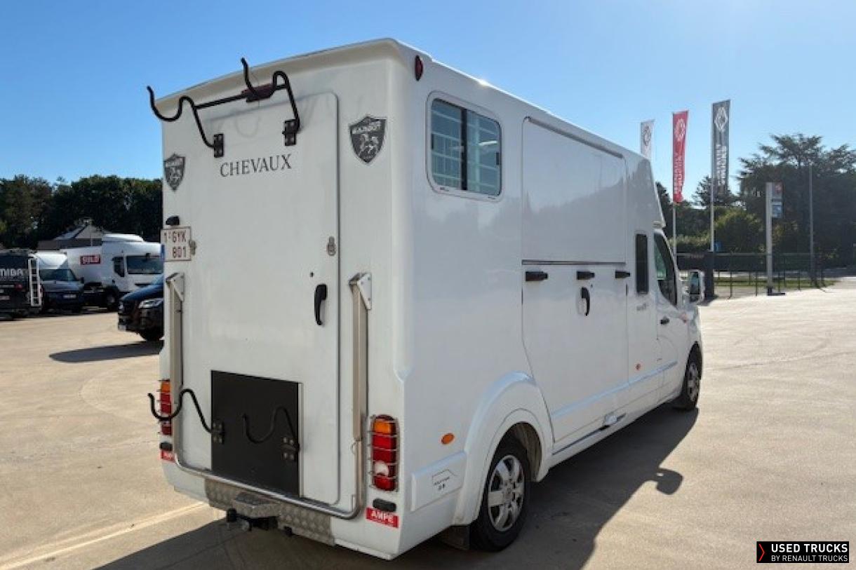 Renault Trucks Master 