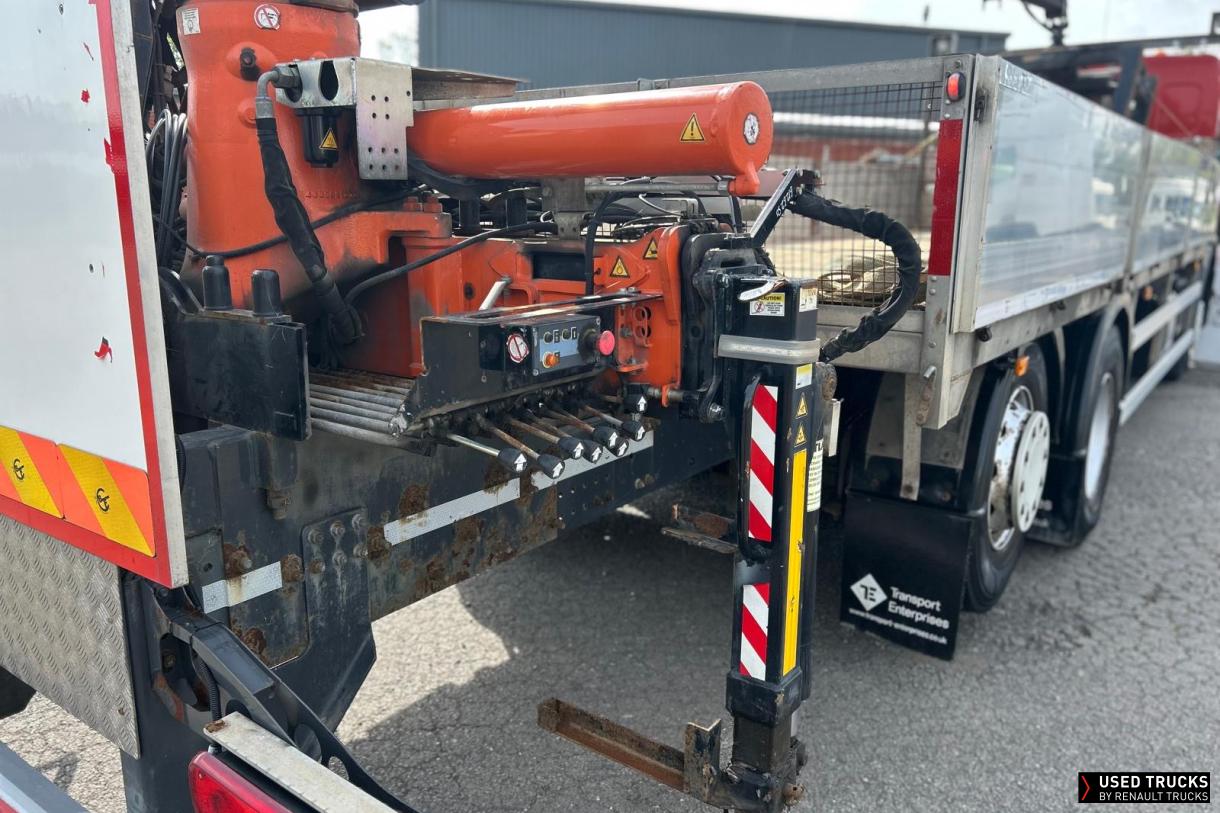 Renault Trucks D Wide 320