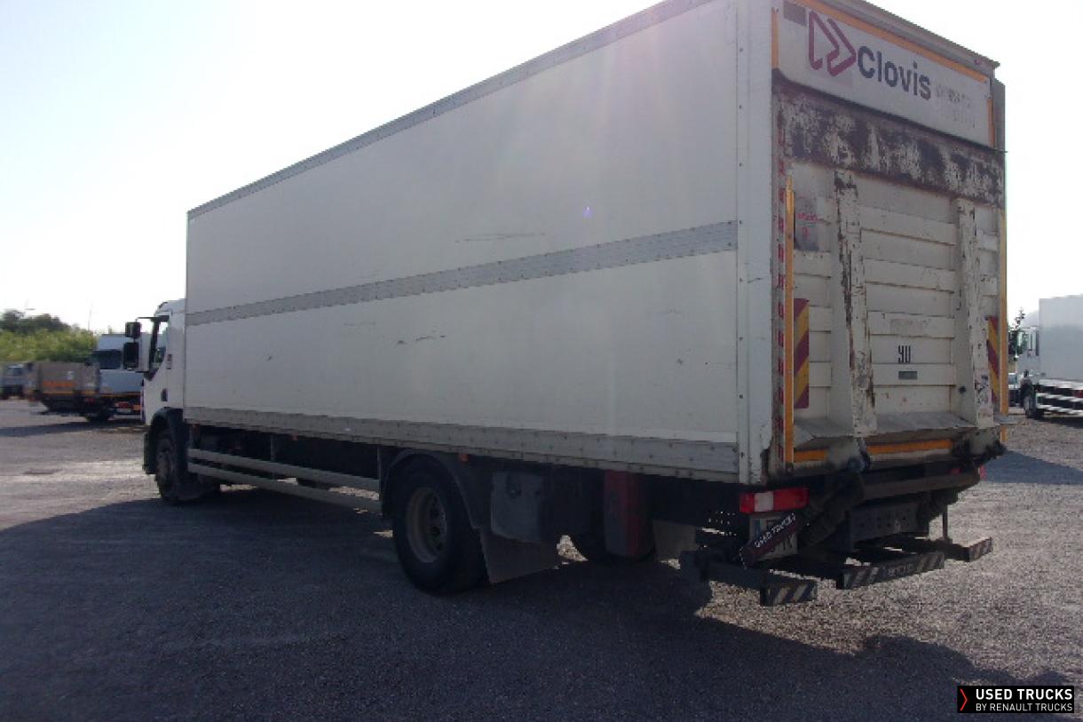 Renault Trucks D Wide 320