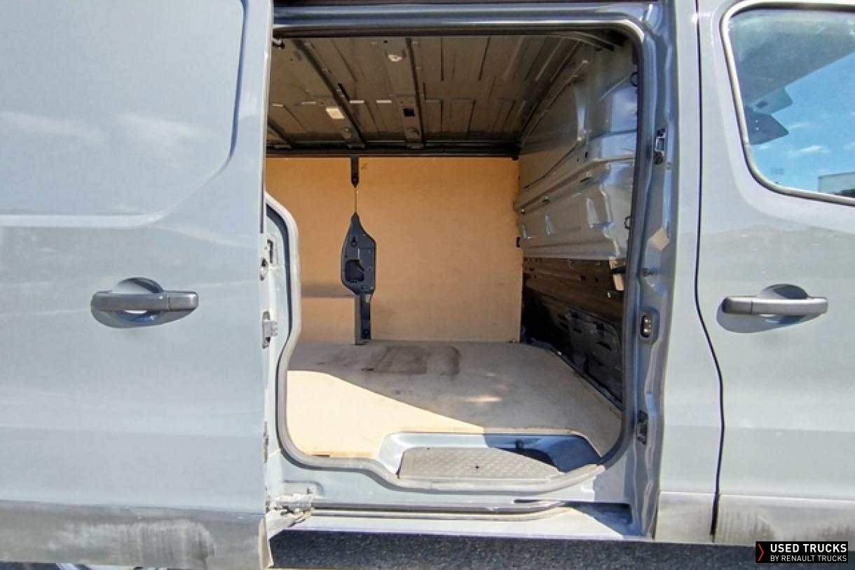 Renault Trafic 130