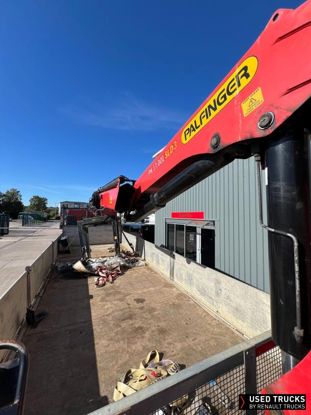 Renault Trucks D Wide 320