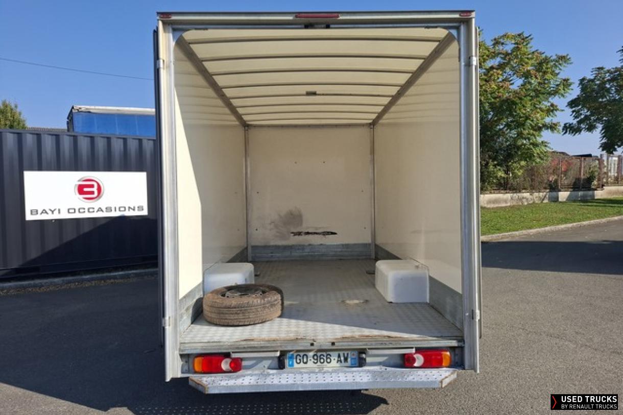 Renault Trucks Master 165