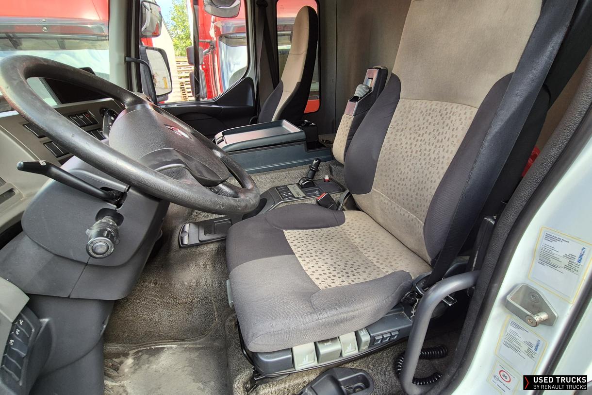 Renault Trucks Premium 440