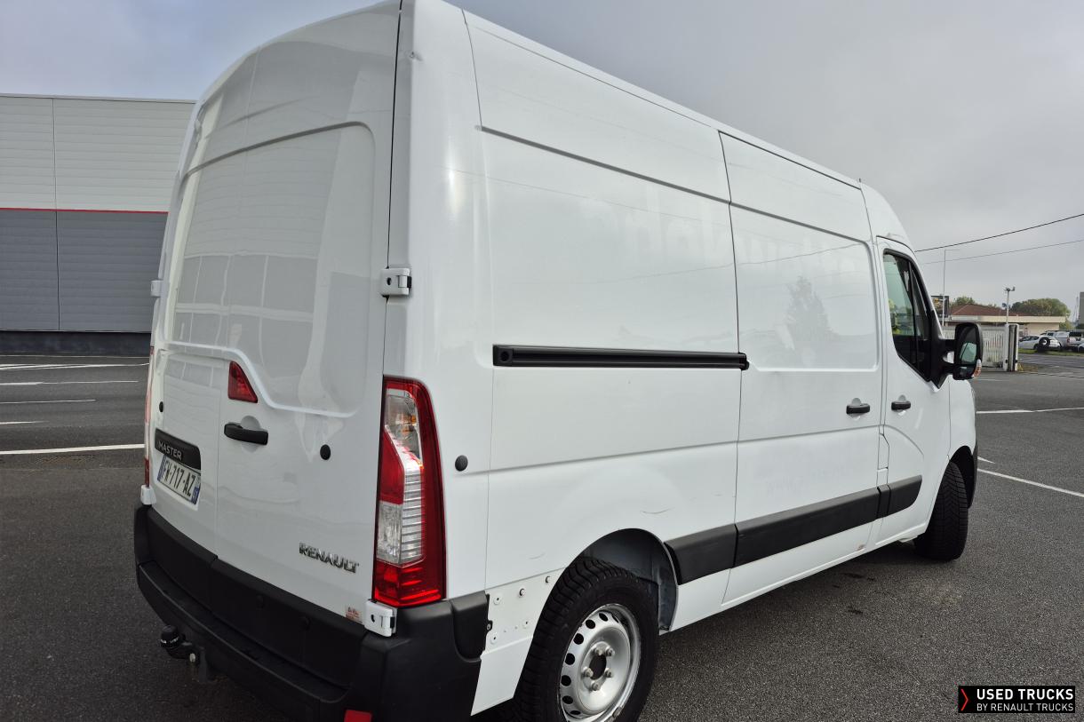 Renault Master 130