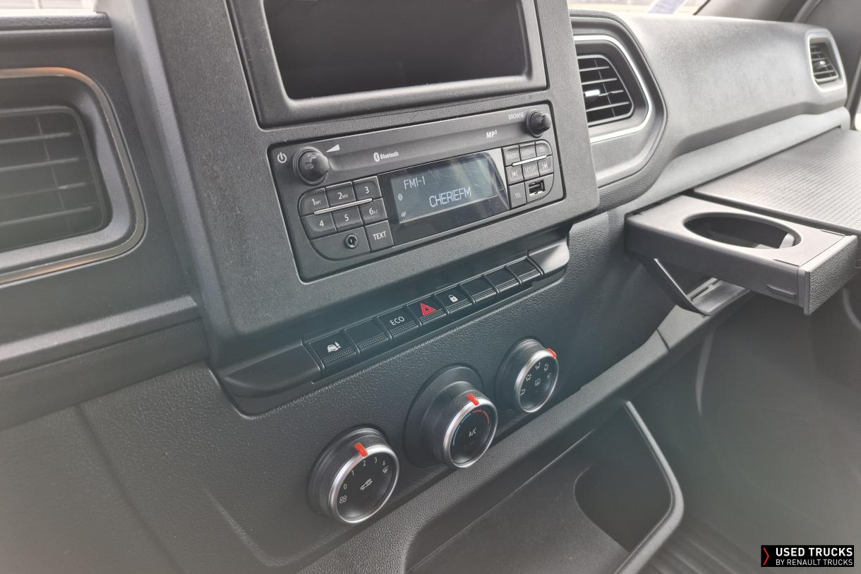 Renault Master 130