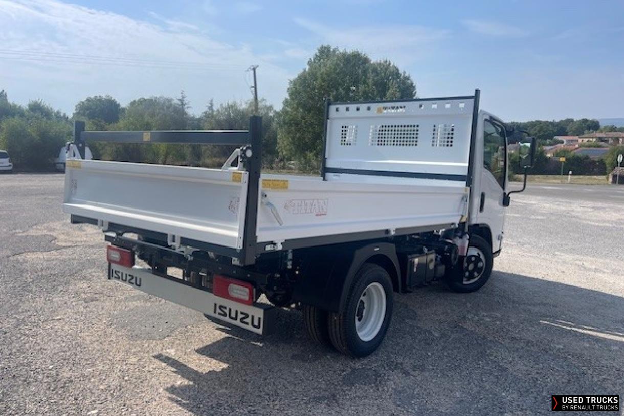 Isuzu M27 150