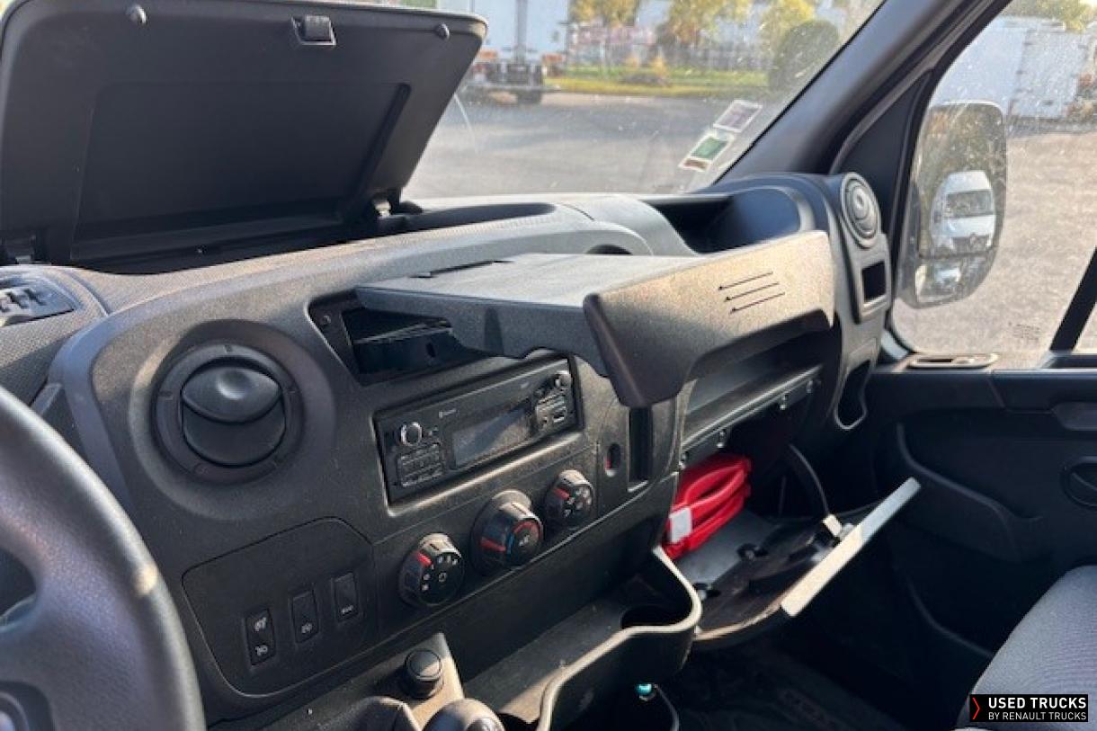 Renault Trucks Master 145