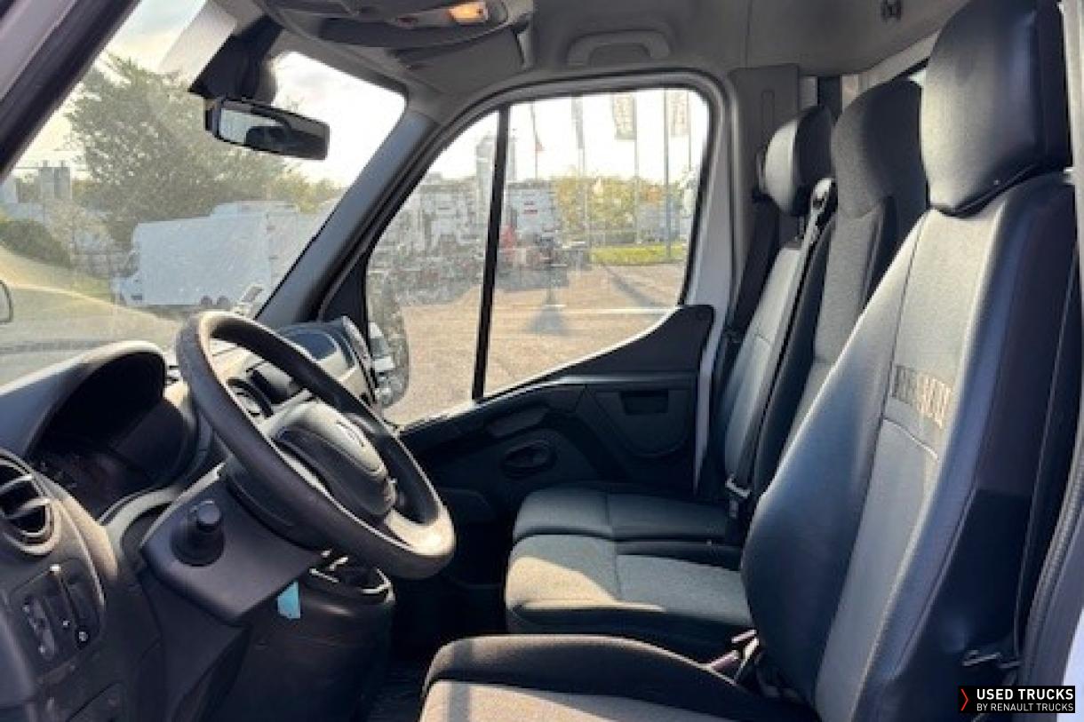 Renault Trucks Master 145